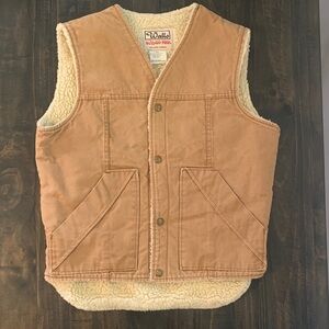 Walls Sherpa-Lined Vest in Tan and Cream